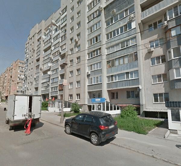 Банкомат Газбанка по адресу ул. Дыбенко, д. 120, лит. А, СМ «Ананас»