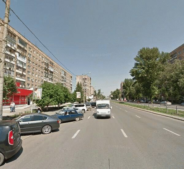 Банкомат банка Глобэкс по адресу ул. Ново-Садовая, д. 24, аптека «Имплозия»