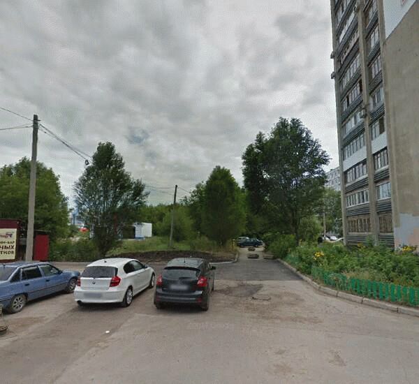 Банкомат банка ВТБ по адресу просп. Кирова,  д. 391а