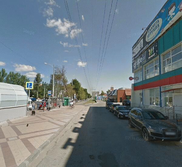 Банкомат ЮниКредита по адресу ул. Революционная,  д. 64 Б